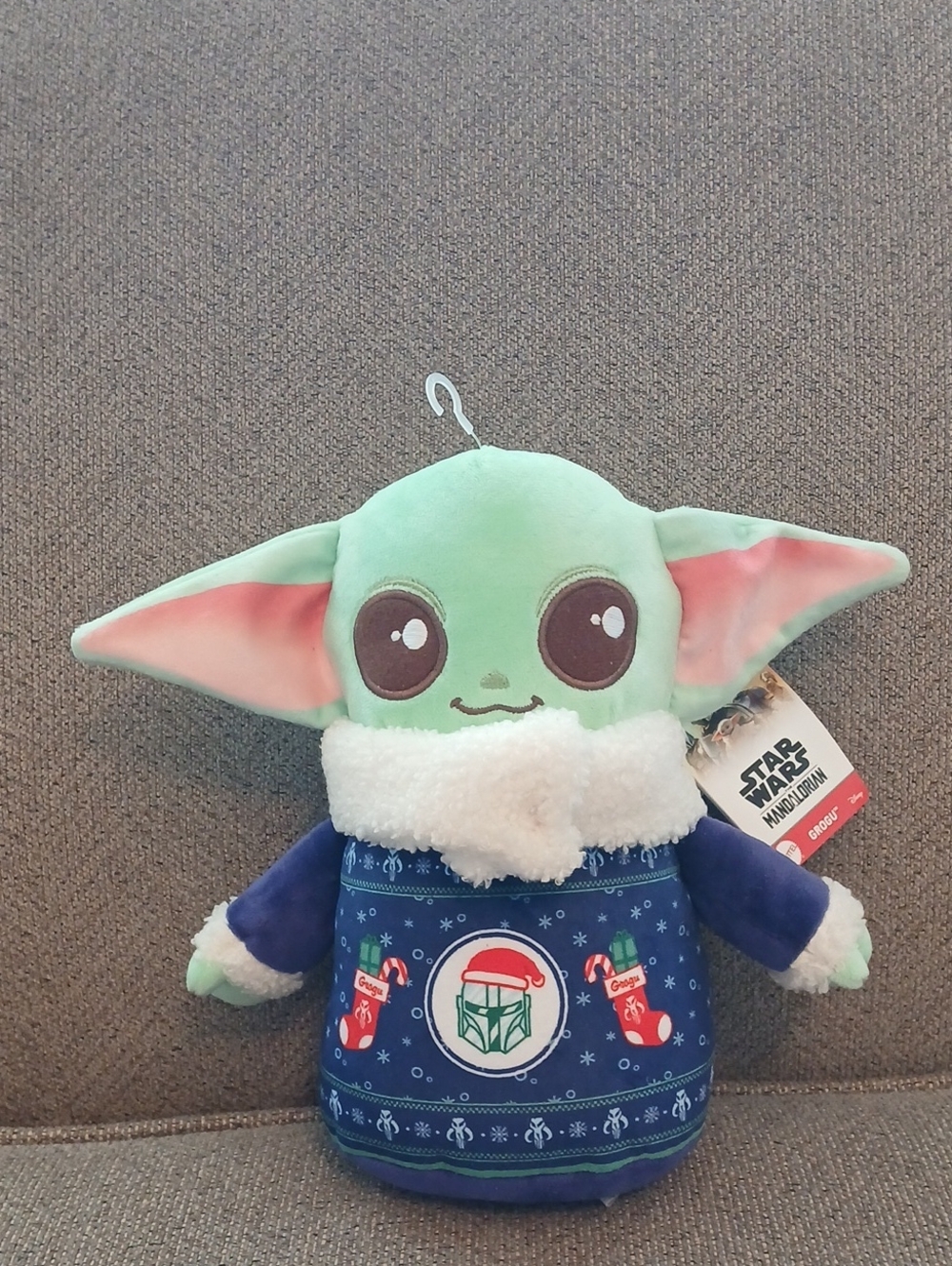NWT Holiday Christmas Star Wars The Mandelorian Grogu Squishy Plush